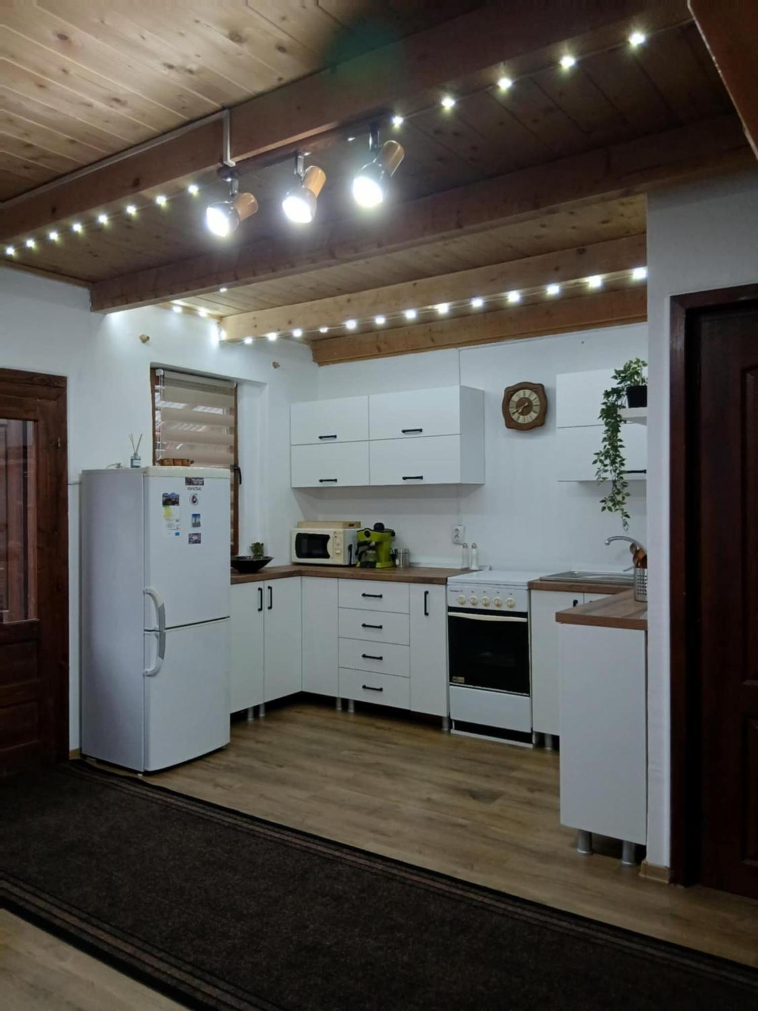 Villa Csillag Kulcsoshaz Gheorgheni  Esterno foto